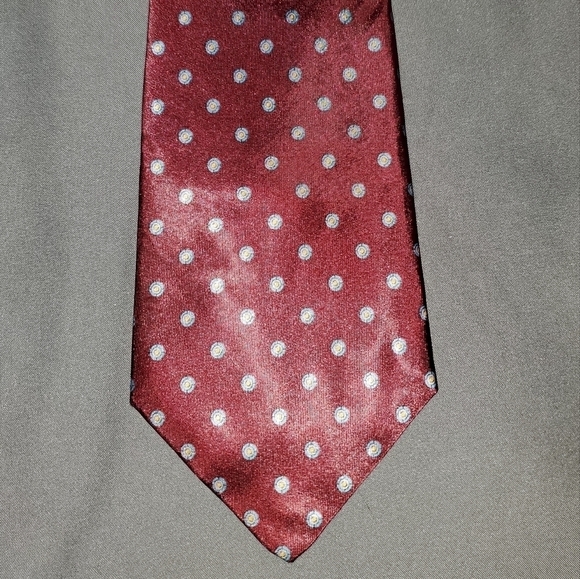 𝅺Red tie with white polka dots NEW - Picture 1 of 5